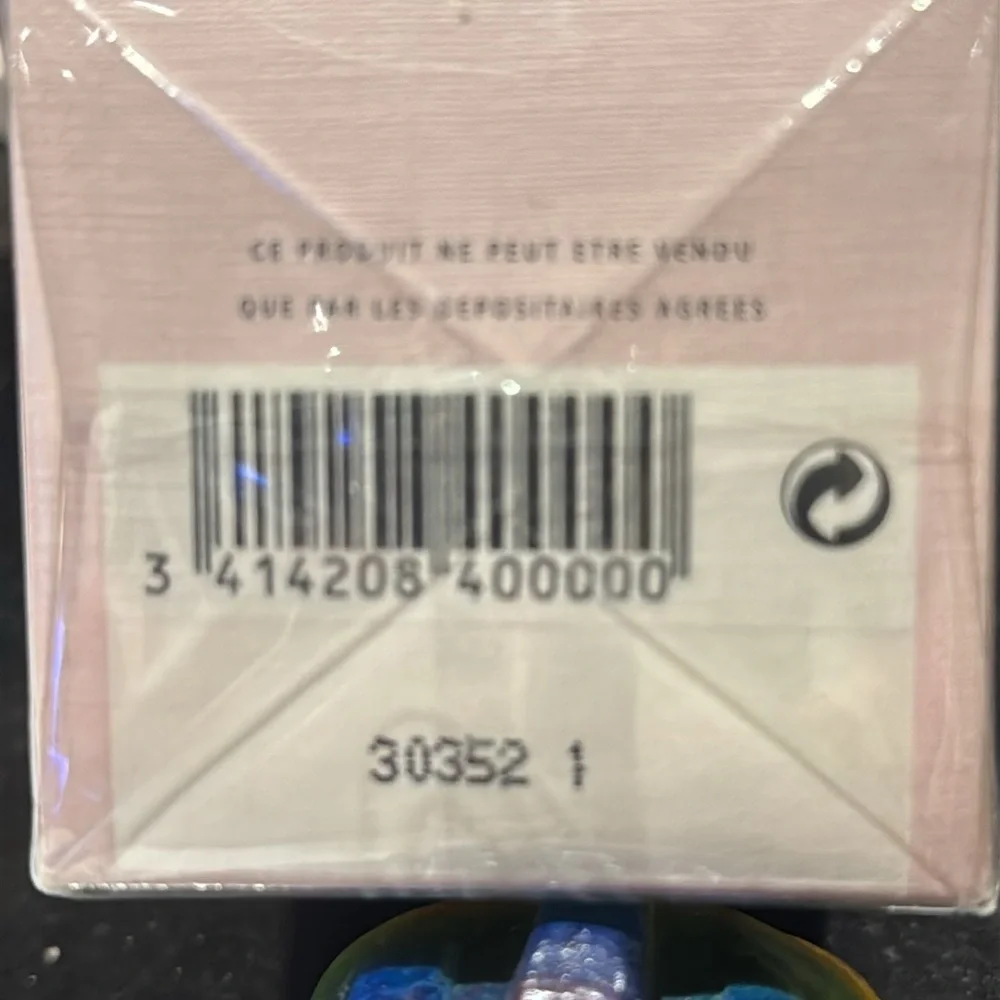 NIB Vivienne Westwood  Boudoir Eau de Parfum 
1.0 oz  natural spray - Picture 6 of 6